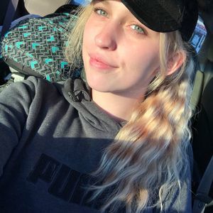 Meet your Posher, Coral